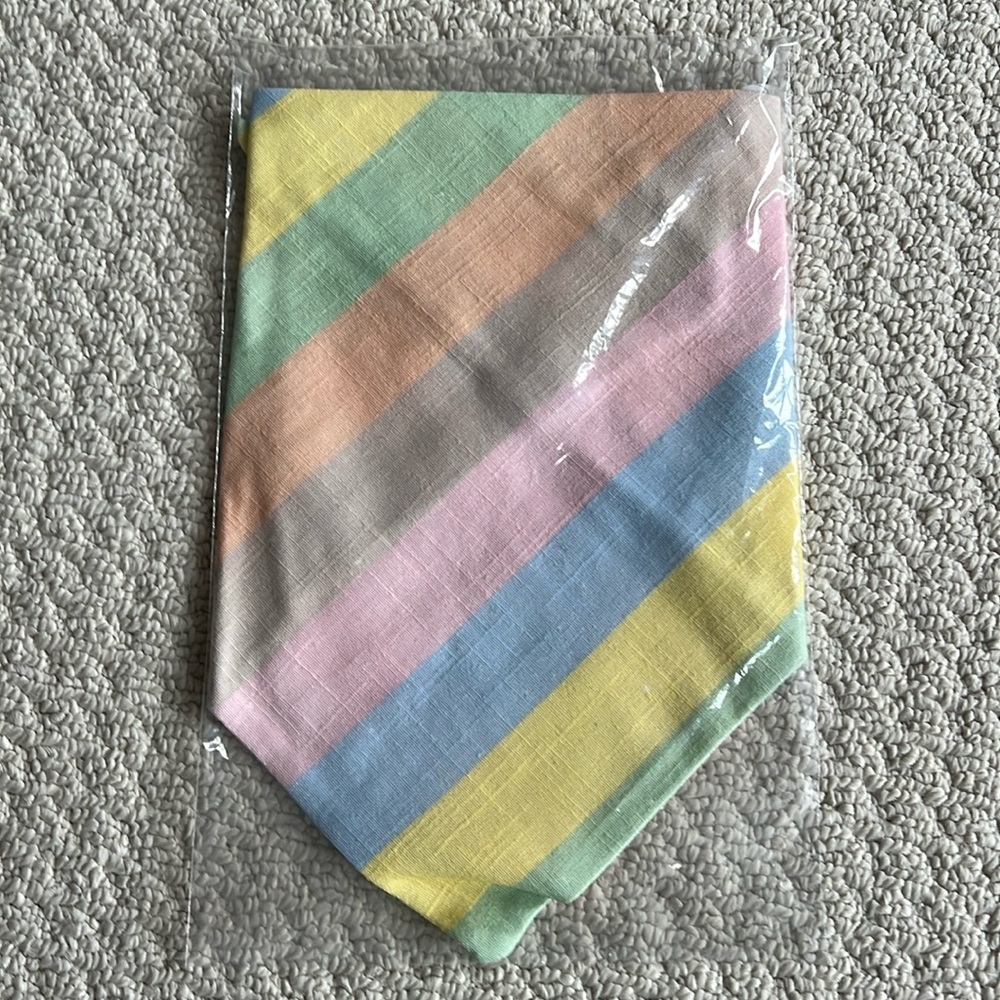 NWT - GAP multi coloured pet bandana